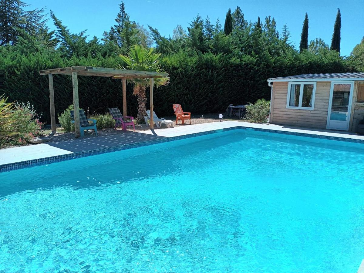 Chalet Banane Devant Piscine, A 6Km Du Festival De Piano De La Roque D'Antheron Rognes Exterior photo